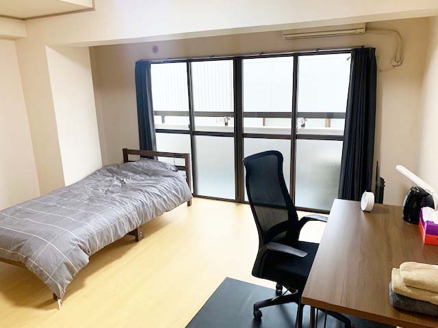 イースト博多室内